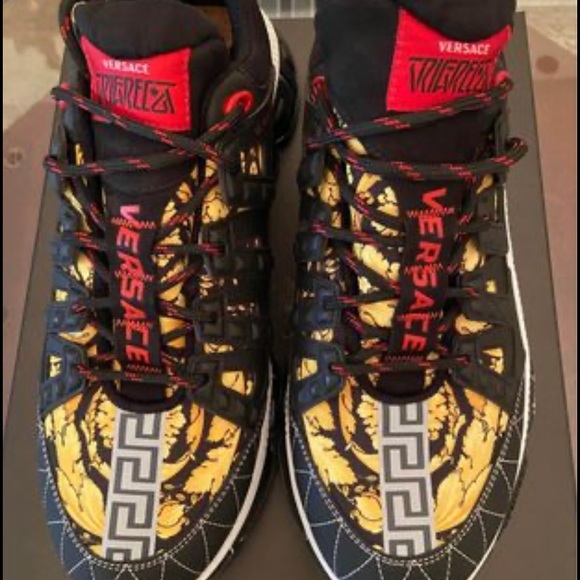 Versace sneakers - Picture 3 of 3